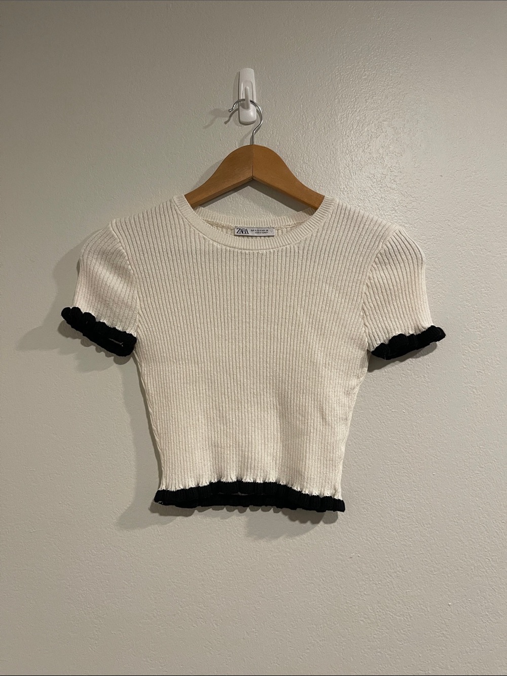 Zara Ruffled Ribbed Top - Picture 2 of 3
